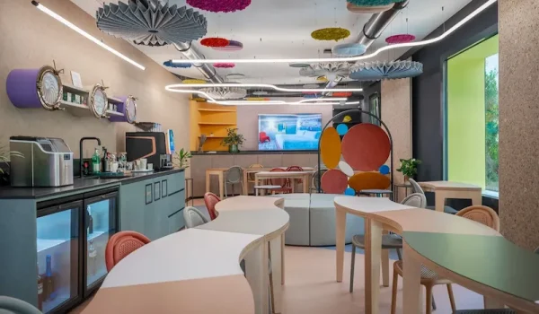 sala coworking mode hotel rimini