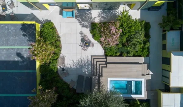 vista verticale piscina mode hotel rimini